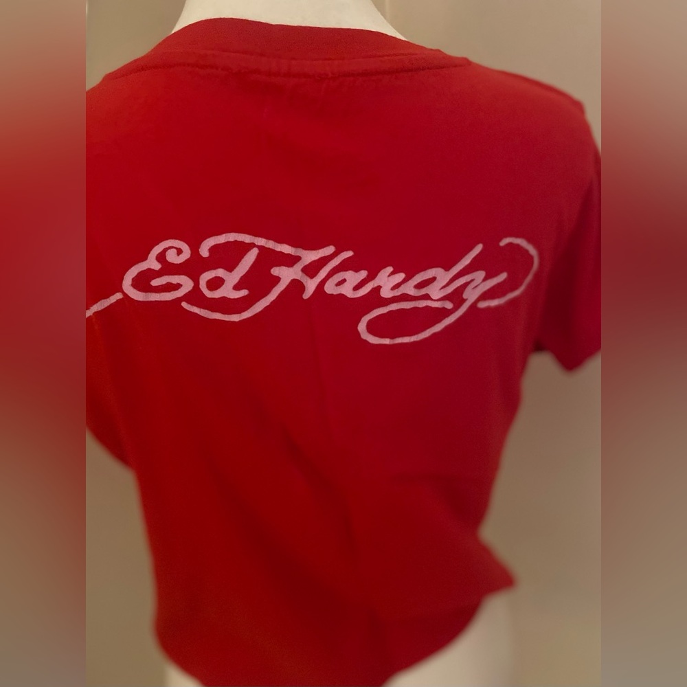 Ed Hardy Women's Red Cropped T Shirt 🌺 - Picture 2 of 7